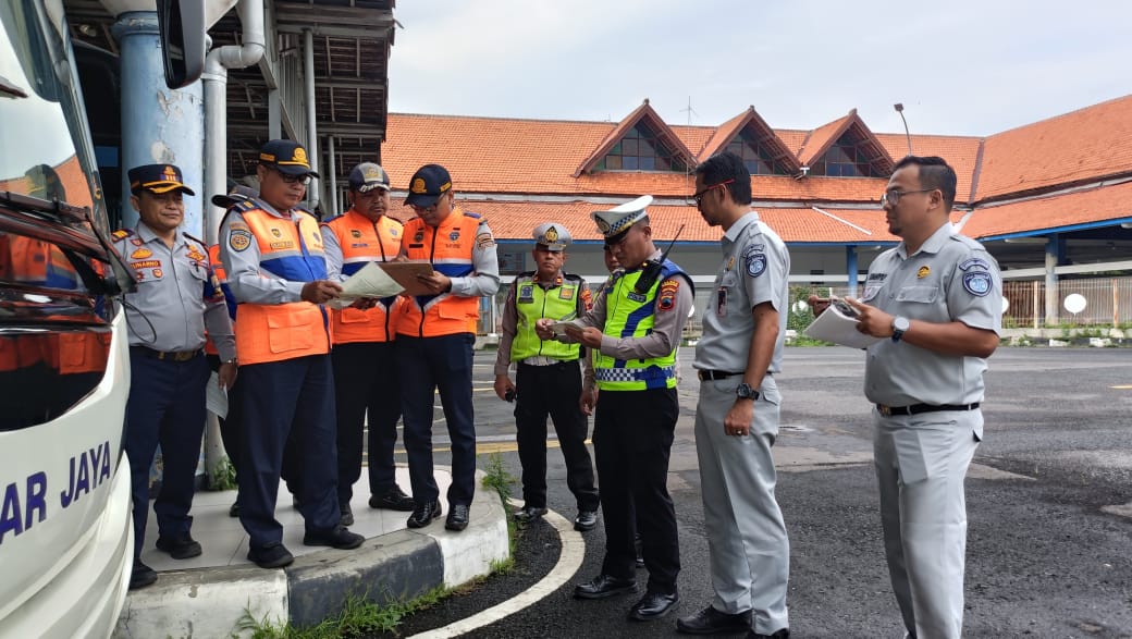 66deb301-1ef9-4ba8-b0fe-2e6d732d7f4c