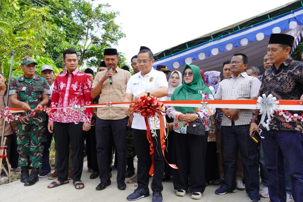 a9a1f59a-1592-4cbc-a9f8-869c1945fa3d